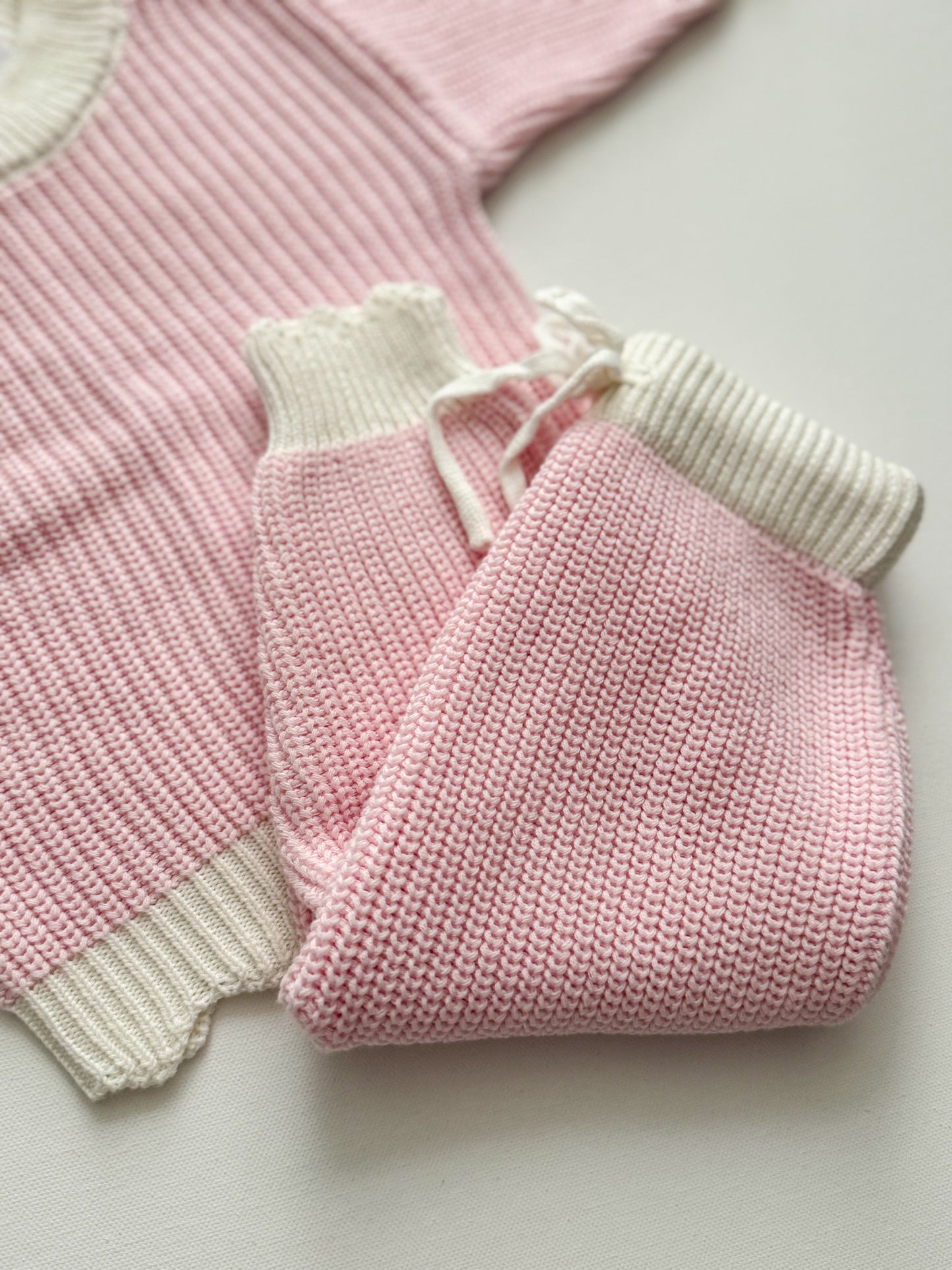 Peony Scalloped Knit Set